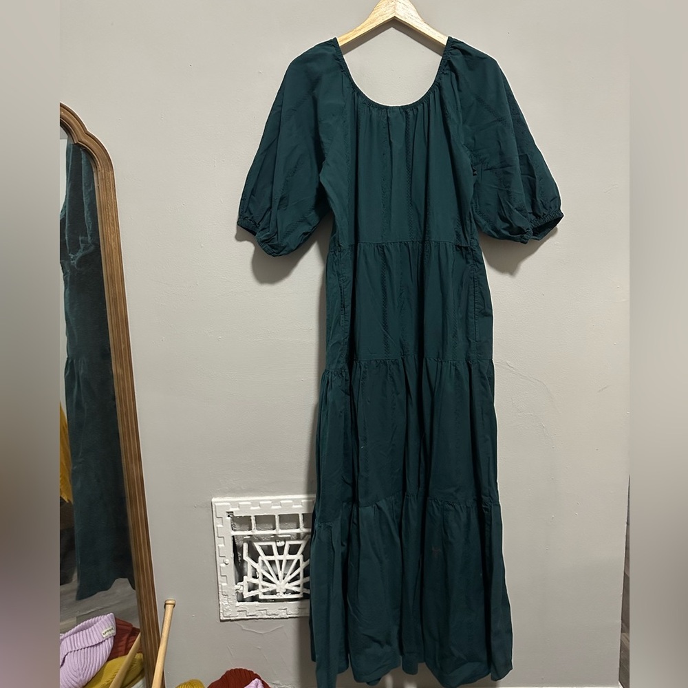 Elegant Green Women's Boho Eyelet Dress - Picture 2 of 5